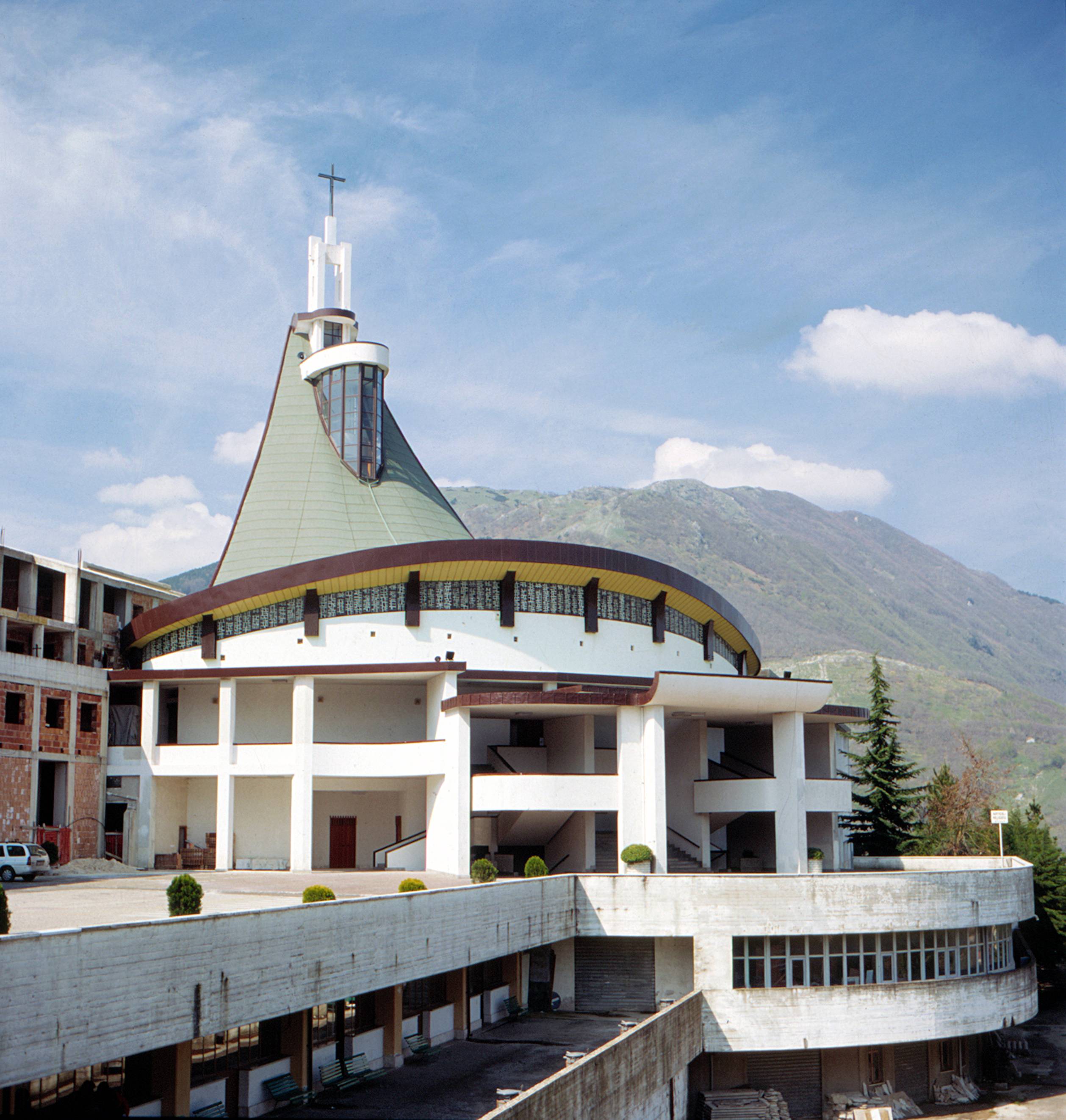 Santuario di San Gerardo Maiella - Materdomini - Media 5